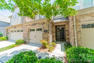 5636 Stonewells Dr, Charlotte, NC 28278 - Photo 1