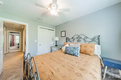5636 Stonewells Drive, Charlotte, NC 28278 - Photo 25
