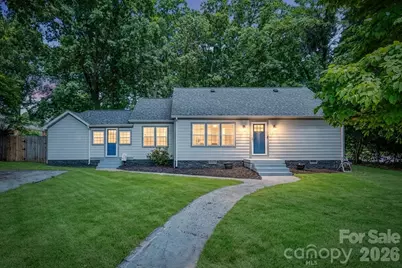 410 N Cannon Boulevard, Kannapolis, NC 28083 - Photo 1