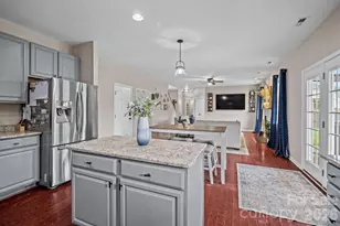 227 Roanoke Rd, Fletcher, NC 28732 - Photo 13