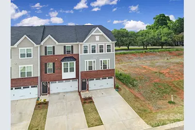 2528 Grantham Place Drive, Fort Mill, SC 29715 - Photo 3