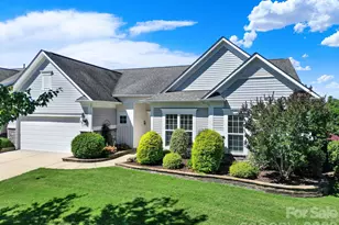 2029 Primrose Ct, Fort Mill, SC 29707 - Photo 3