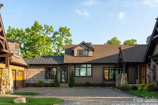 93 N Snow Ridge Dr, Hendersonville, NC 28792 - Photo 9