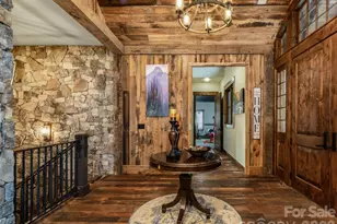 93 N Snow Ridge Dr, Hendersonville, NC 28792 - Photo 25