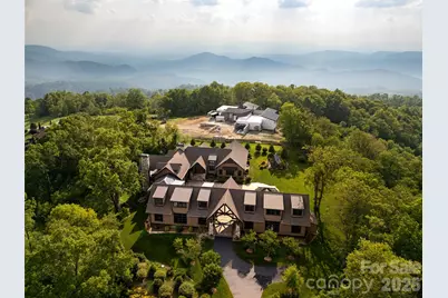 93 N Snow Ridge Drive, Hendersonville, NC 28792 - Photo 3