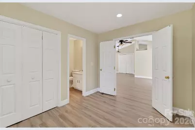 2705 Tiergarten Lane, Charlotte, NC 28210 - Photo 29
