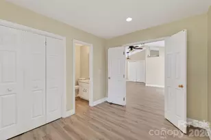 2705 Tiergarten Ln, Charlotte, NC 28210 - Photo 29