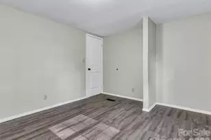 133 Kristey Ln, Hendersonville, NC 28792 - Photo 37
