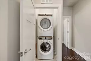 1747 Cannon View Ln, Charlotte, NC 28208 - Photo 21
