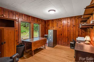 2212 Green River Rd, Zirconia, NC 28790 - Photo 29