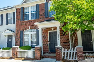 1708 Chamberside Dr, Rock Hill, SC 29730 - Photo 3