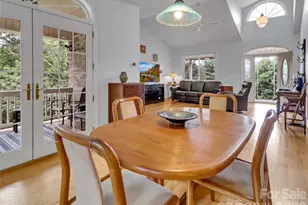 99 Mary Gray Dr, Clyde, NC 28721 - Photo 9