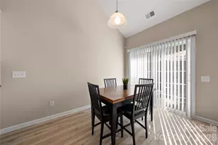 9313 Linden Tree Ln, Charlotte, NC 28277 - Photo 15