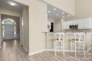 9313 Linden Tree Ln, Charlotte, NC 28277 - Photo 17