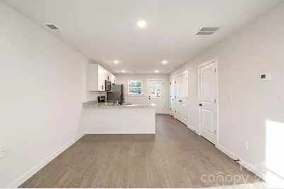 1033 19th Street NE #37 & 38, Hickory, NC 28601 - Photo 5