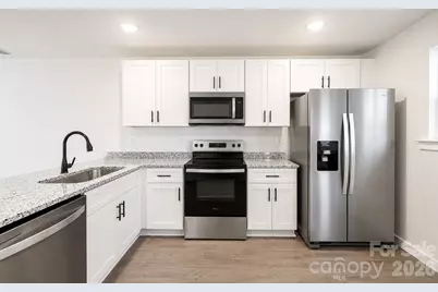 1033 19th Street NE #37 & 38, Hickory, NC 28601 - Photo 3