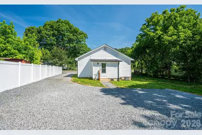 733 S Grove Street Extension, Lincolnton, NC 28092 - Photo 27