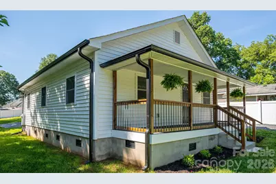 733 S Grove Street Extension, Lincolnton, NC 28092 - Photo 5