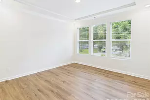 2645 Ravencroft Dr, Charlotte, NC 28208 - Photo 19