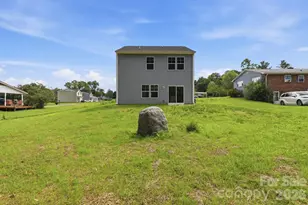 2604 Greencrest Ln, Statesville, NC 28677 - Photo 25