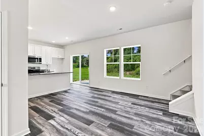 2604 Greencrest Lane, Statesville, NC 28677 - Photo 9