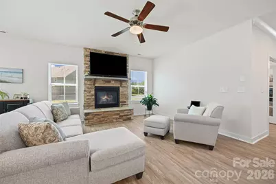 10295 October Glory Way, Charlotte, NC 28215 - Photo 11