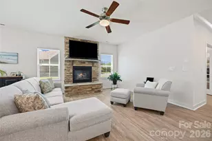 10295 October Glory Wy, Charlotte, NC 28215 - Photo 11