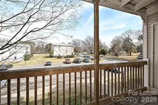 6156 Meadow Rose Ln, Charlotte, NC 28215 - Photo 11