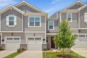 1304 Vibrant Rd, Charlotte, NC 28215 - Photo 3