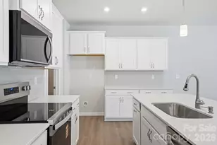 1304 Vibrant Rd, Charlotte, NC 28215 - Photo 13
