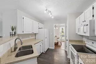 5038 Scaleybark Ct, Indian Trail, NC 28079 - Photo 5
