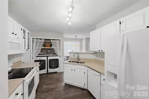 5038 Scaleybark Ct, Indian Trail, NC 28079 - Photo 7