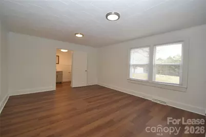 1127 Mecklenburg Highway, Mooresville, NC 28115 - Photo 15