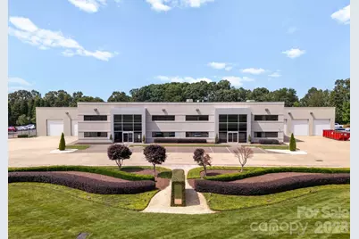 258-260 W Aviation Drive, Statesville, NC 28677 - Photo 1