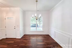 10648 Secret Garden Ln, Charlotte, NC 28214 - Photo 7