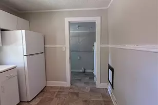 909 E Harrison Ave, Gastonia, NC 28054 - Photo 9