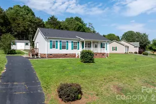 952 Eastern Ridge Dr, Newton, NC 28658 - Photo 25