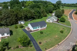 952 Eastern Ridge Dr, Newton, NC 28658 - Photo 41