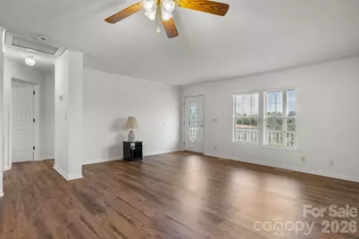 952 Eastern Ridge Drive, Newton, NC 28658 - Photo 5