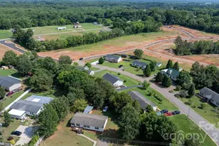 952 Eastern Ridge Dr, Newton, NC 28658 - Photo 45