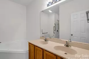6 Scottish Cir, Asheville, NC 28803 - Photo 19