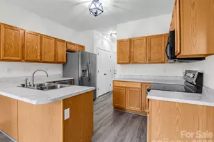 6 Scottish Cir, Asheville, NC 28803 - Photo 9