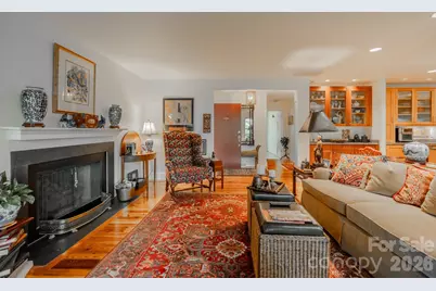 77 Chestnut Street #106, Tryon, NC 28782 - Photo 5