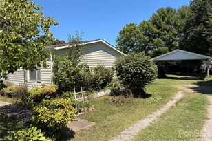 4248 Peachtree Ln, Granite Falls, NC 28630 - Photo 3