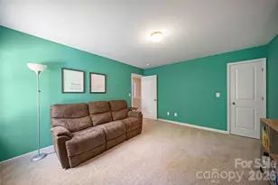 5329 Park Brook Dr, Charlotte, NC 28269 - Photo 15