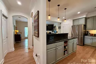 4417 Kathleen Ct, Charlotte, NC 28217 - Photo 3