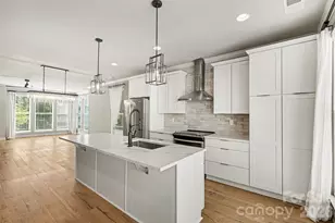 1571 Duckworth Ave, Charlotte, NC 28208 - Photo 9
