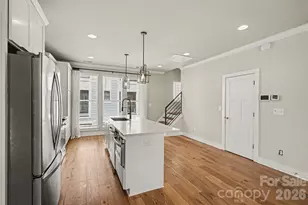 1571 Duckworth Ave, Charlotte, NC 28208 - Photo 7