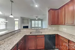 11198 Bridgewater Dr, Huntersville, NC 28078 - Photo 5