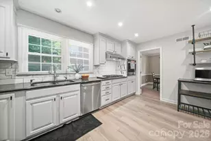 5329 Providence Rd, Charlotte, NC 28226 - Photo 11